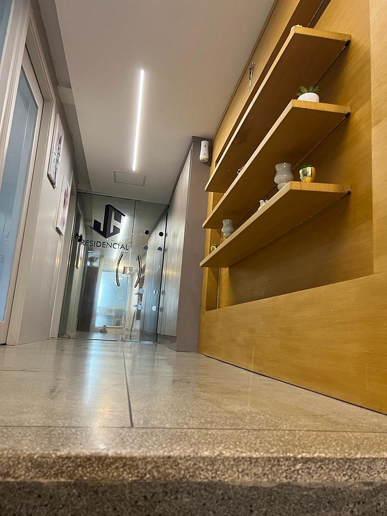 Apê 102, 2 quartos, Térreo | WiFi | JC STAYS