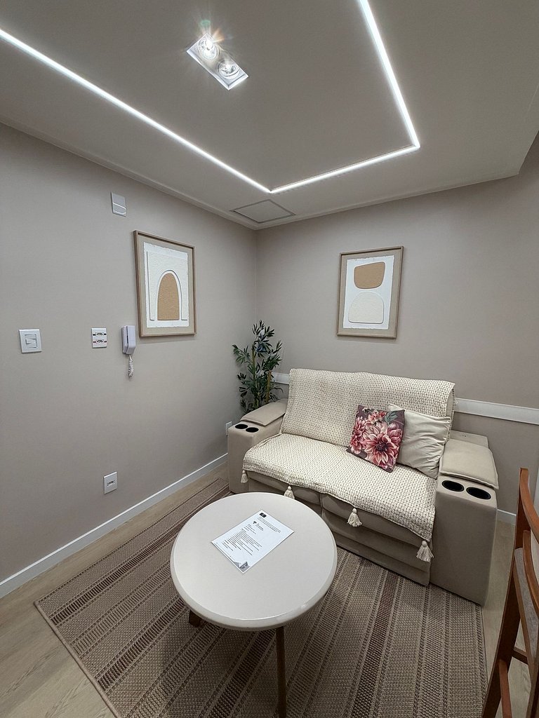 Apê 102, 2 quartos, Térreo | WiFi | JC STAYS