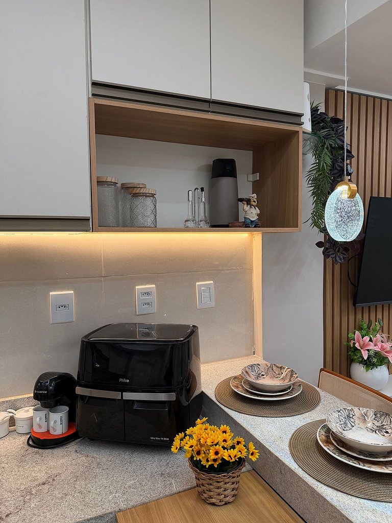 Apê 102, 2 quartos, Térreo | WiFi | JC STAYS