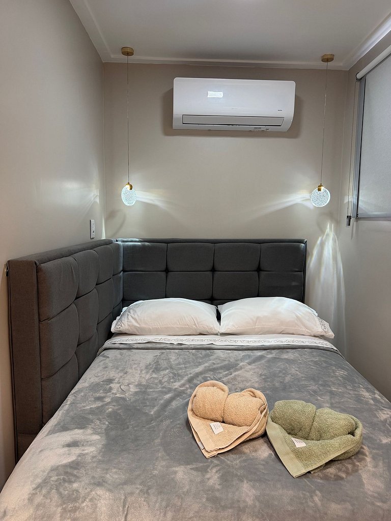 Apê 102, 2 quartos, Térreo | WiFi | JC STAYS